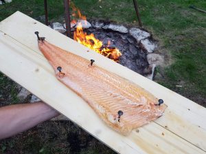 Zalm bereid boven vuur